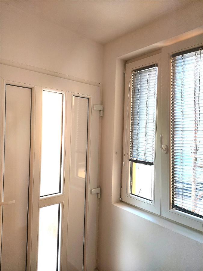 Apartma_Samy Izola Luaran gambar