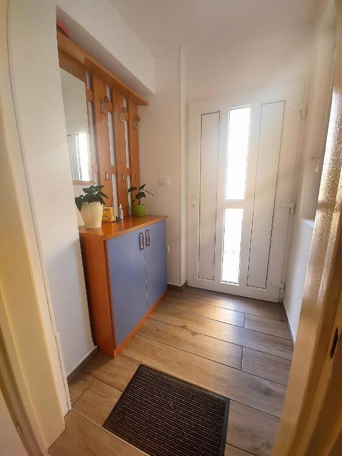 Apartma_Samy Izola Luaran gambar