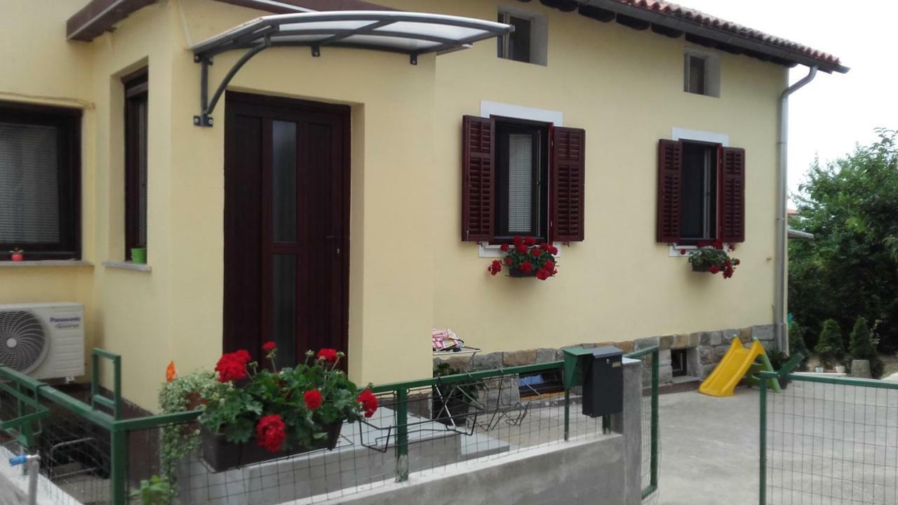 Apartma_Samy Izola Luaran gambar